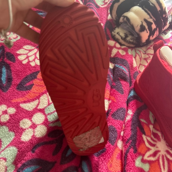 Boots - Picture 2 of 3